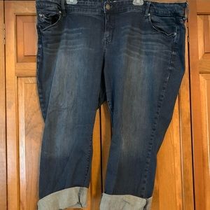 Torrid Boyfriend Crop size 24W